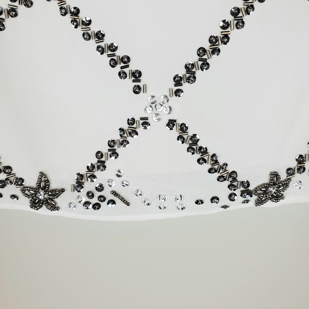 Endless Rose Cropped Sequin & Bead Top - Picture 4 of 6